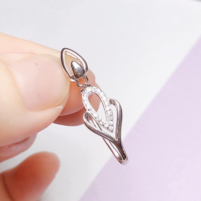 Подвеска из стерлингового серебра 925 пробы с кристаллами жадеита и защитной пряжкой