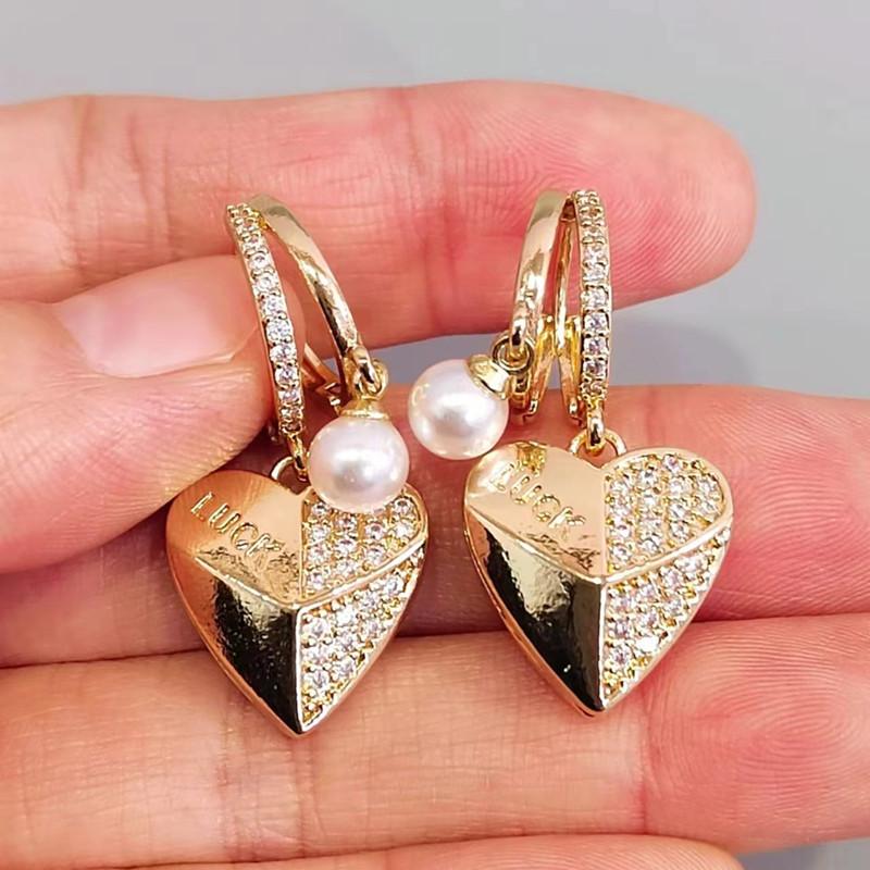 Корейские трендовые серьги-капли с цирконом в форме сердца для женщин, модные серьги с искусственным жемчугом, ювелирные изделия, свадебные аксессуары