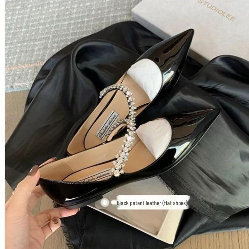 Весна 2025 Туфли Мэри Джейн на плоской подошве с цепочкой из стразов в стиле феи - Лакированная кожа, Заостренный носок, Корейская мягкая подошва