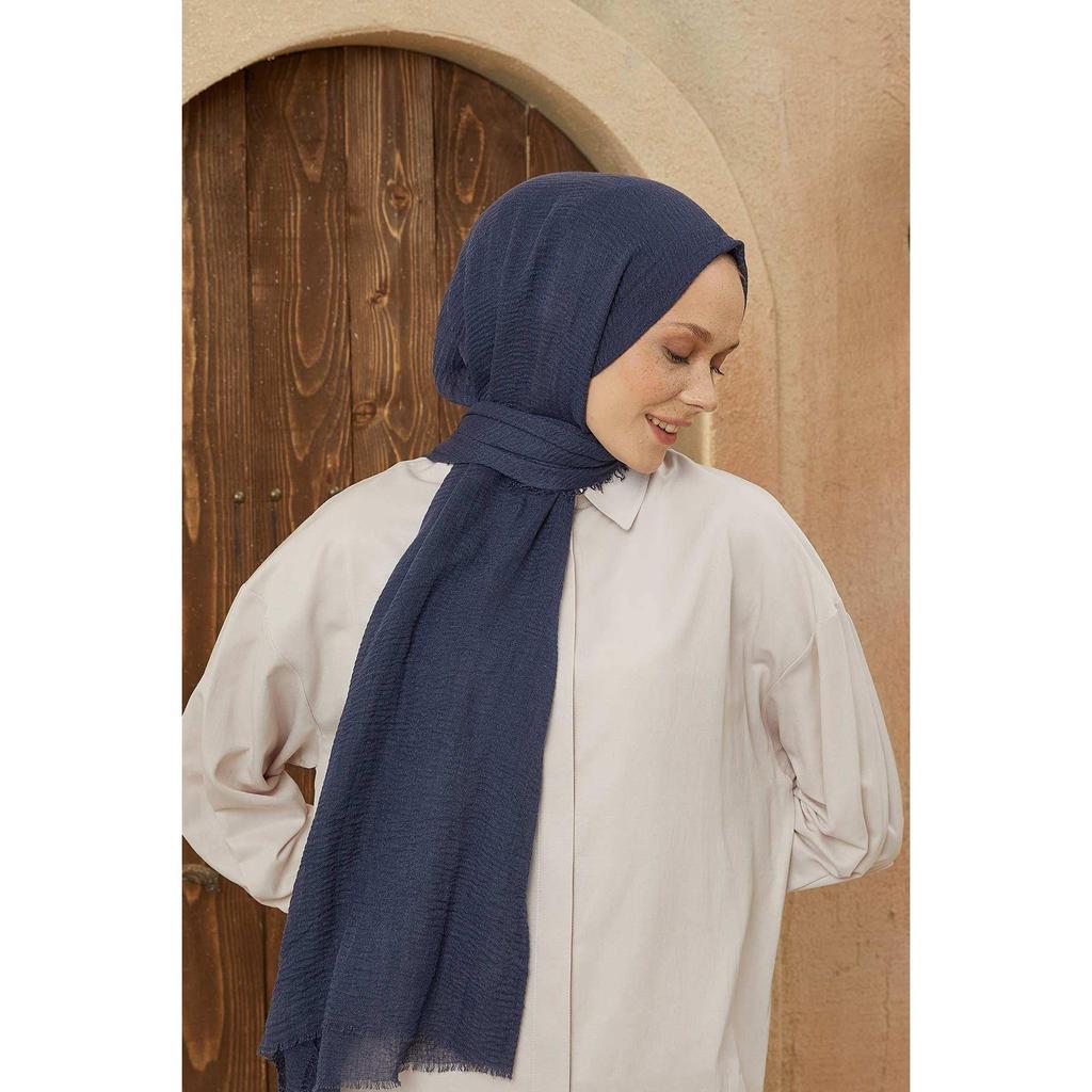 Crepe Hijab Blue