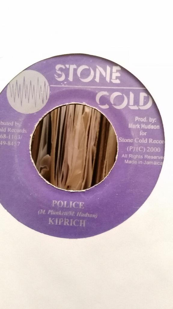7-дюймовая пластинка KIPRICH / MEGA BANTON - Police / Fat Gal Slim Gal NONE Stone Cold 2000 Ямайка Регги, Ска и Даб Б/У