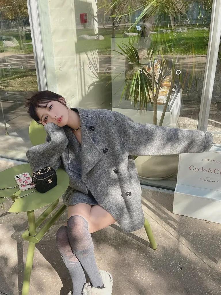 Женское серое шерстяное пальто средней длины - дизайн Dragon & Phoenix, свободный крой, корейский стиль, осень и зима 2024 г.