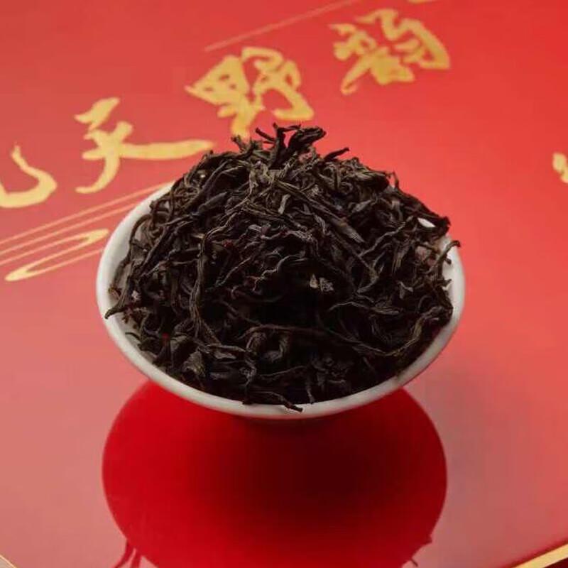 Подарочная коробка красного чая Zhong Cha Dian Hong & Hu Hong