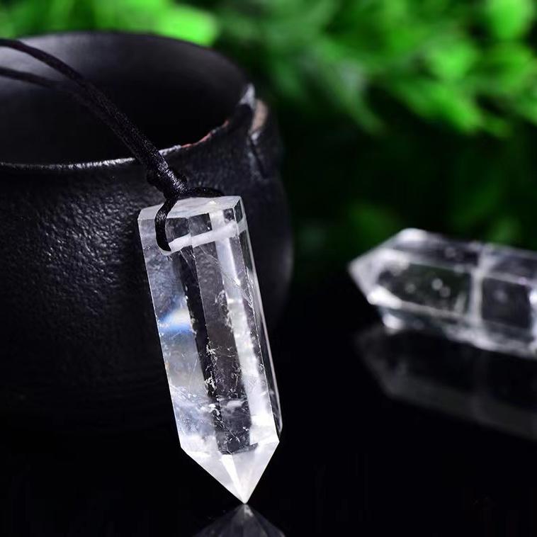 Natural Healing Crystal Tower With Chain Natural Mixed Quartz Crystal Point Pendant for Gift