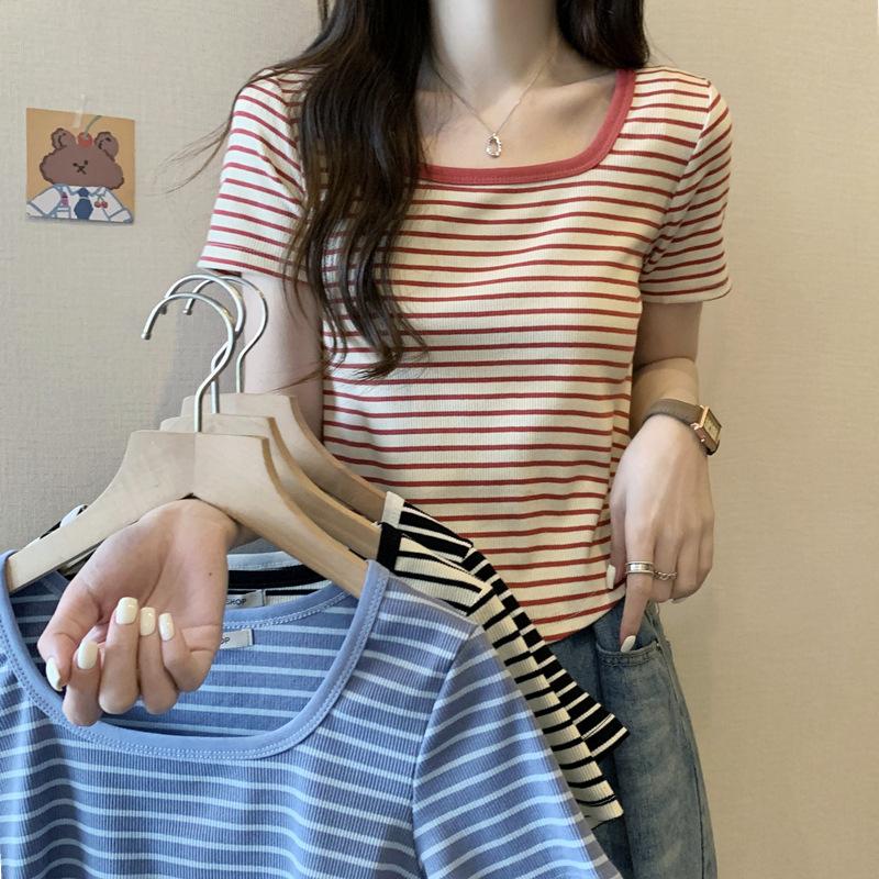Striped Design and Salt-like U-neck Contrasting Color New Slim Short-sleeved T-shirt for Women Loose and Slim Hong Kong Style