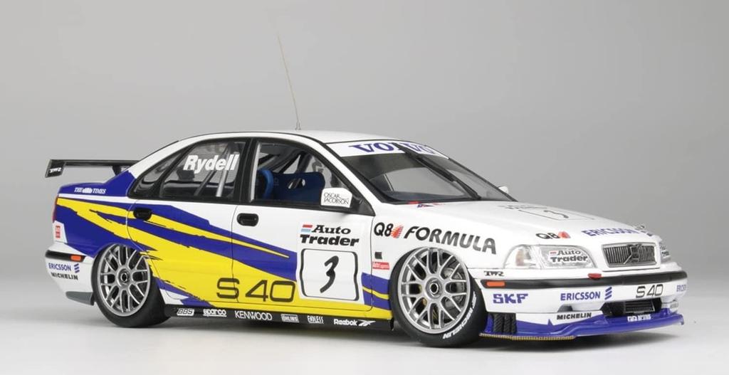 Гоночная серия Volvo S40 1997 BTCC Brands Hatch Winner Пластиковая модель PN24034 Platz/NuNu 1/24