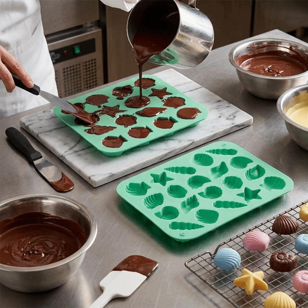 Conch Silicone Chocolate Mold 16 Cavity Ice Cube Tray Ocean Themed Marine Animal Mold Household
