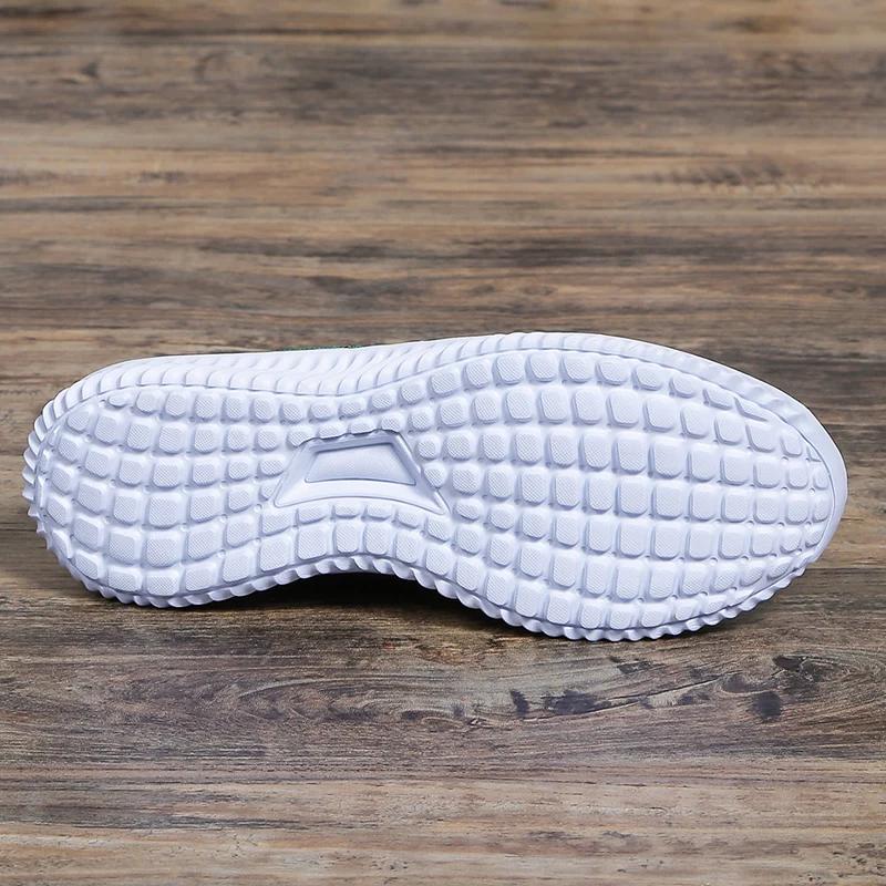 Дышащие кроссовки больших размеров для женщин, новые вязаные зеленые кроссовки на мягкой подошве, женские легкие нескользящие повседневные туфли