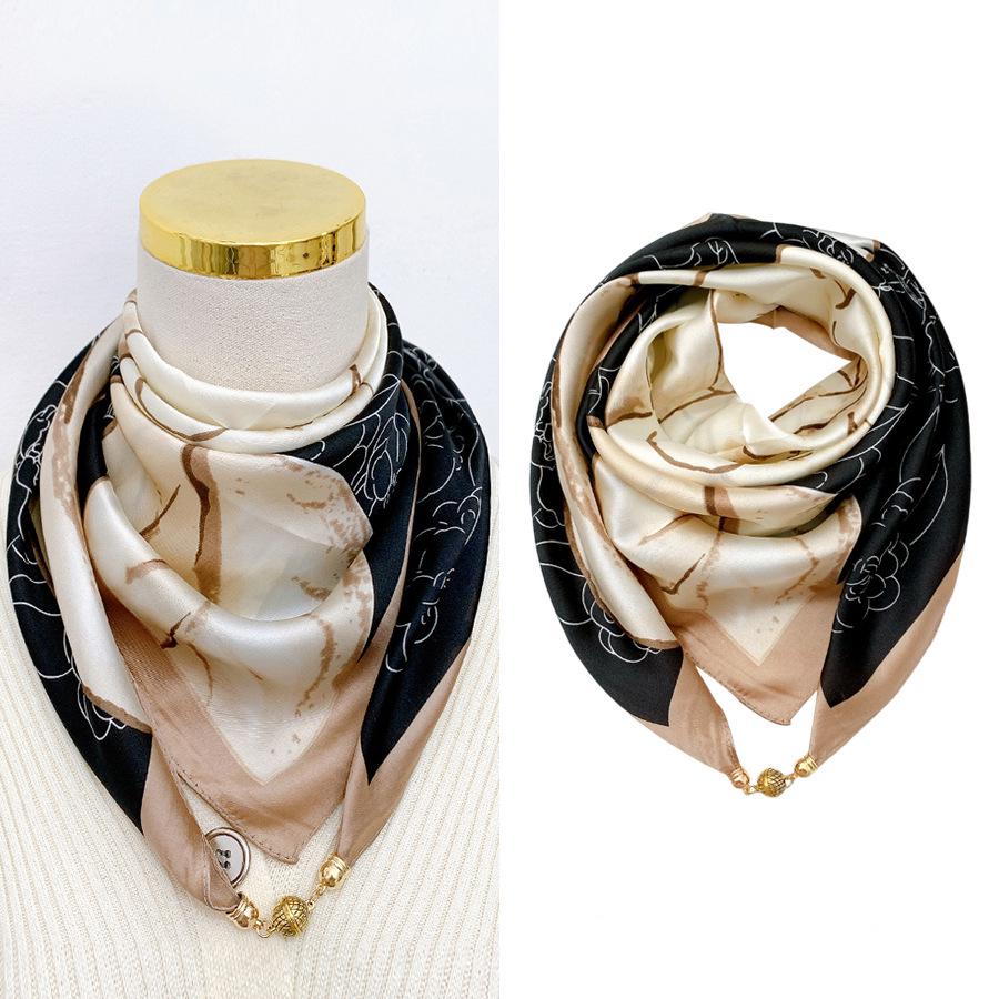 Шелковый шейный платок с магнитной пряжкой: Треугольный дизайн для женщин, 70x70 см, легкий аксессуар на весну/лето/осень