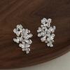 Medieval clustered flower and leaf pearl stud earrings flower art earrings French romantic high-end niche literary earrings