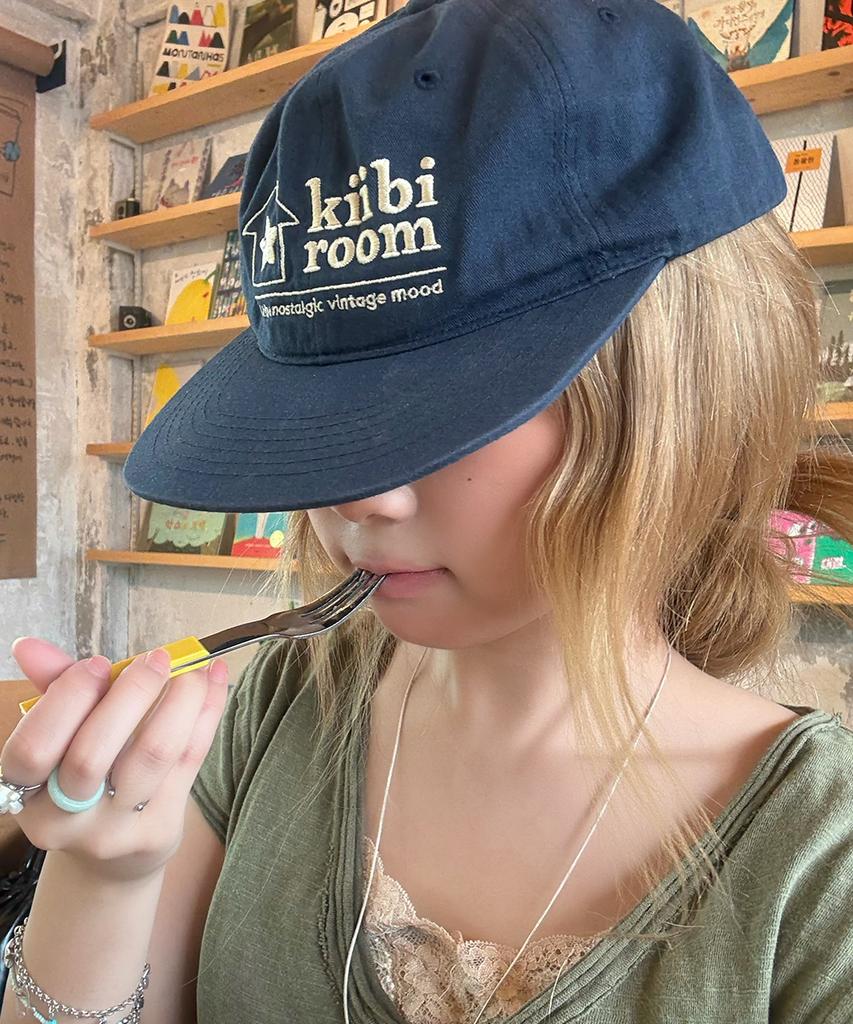 Кепка Kiibi Vintage Room Синяя