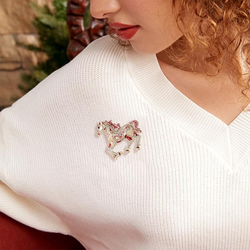 1 шт. Украшение в виде животного Памятный подарок Брошь 'Милый пони' из свежего цинкового сплава, инкрустированная бриллиантами