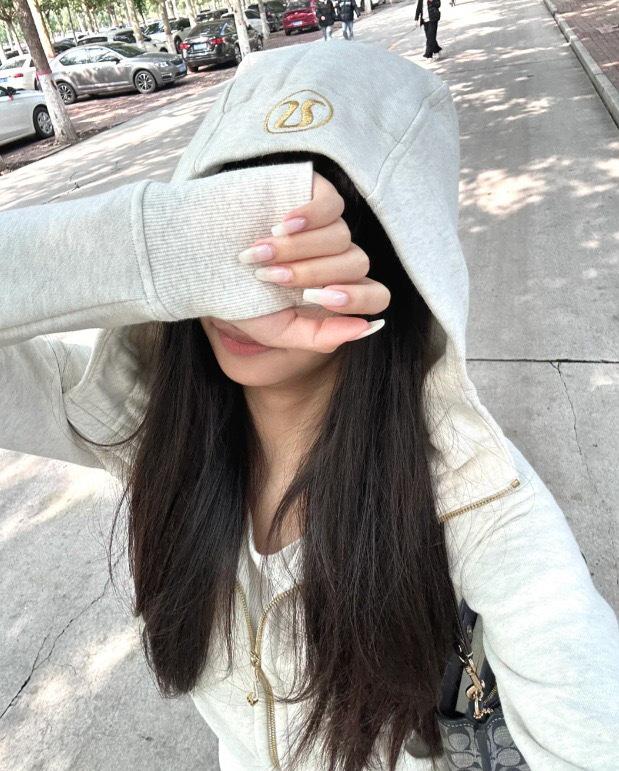 Оригинальная вышитая облегающая куртка Lulu из неопрена - Теплый топ для йоги, повседневной носки и спорта с флисовой подкладкой