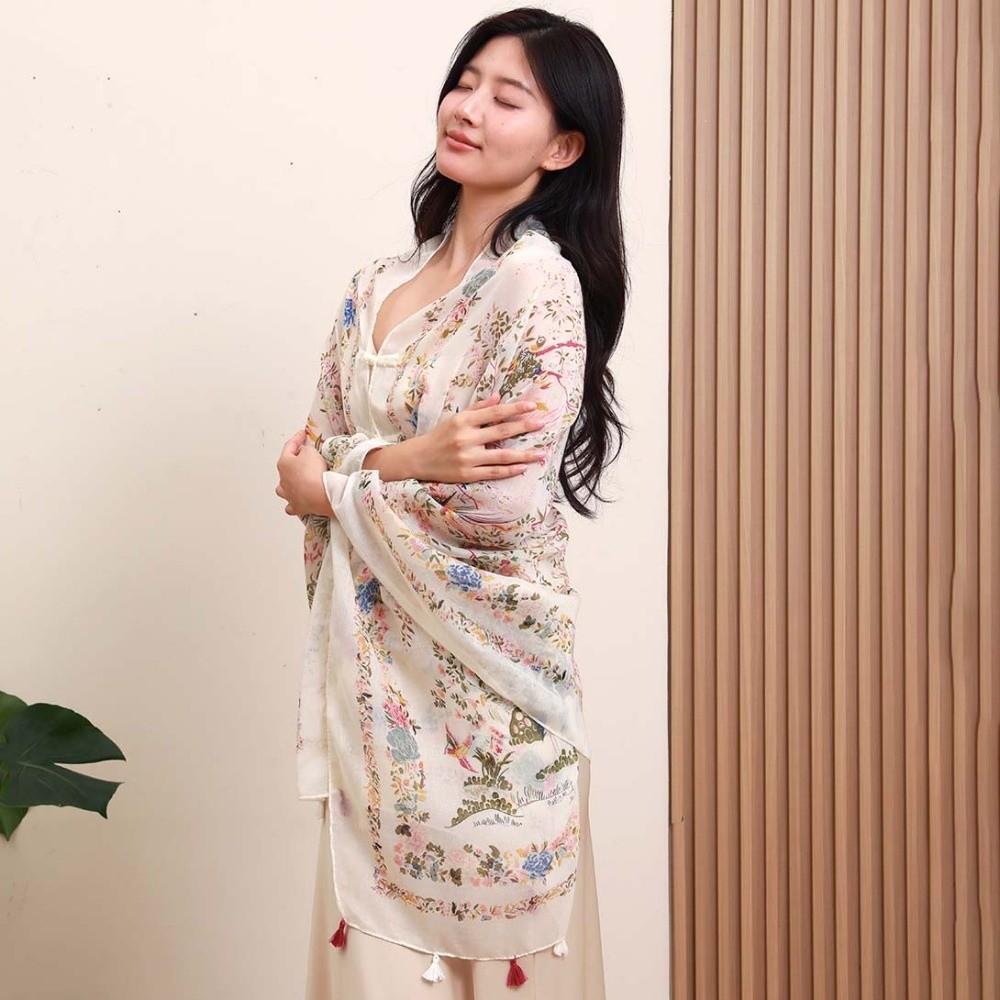Breathable Thin Large Shawl Frog Button Sunscreen Headscarf Sweet Women Floral Scarf Vacation
