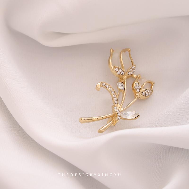 Элегантная брошь в виде золотого жемчужного колоса: Универсальный, Высококлассный Аксессуар для Женщин