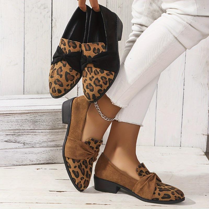 Women's Chic Oxfords with Leopard Print - Lightweight, Pointed Toe Flats Comfortable All-Season Shoes with Rubber Sole, Spike Embellishment
