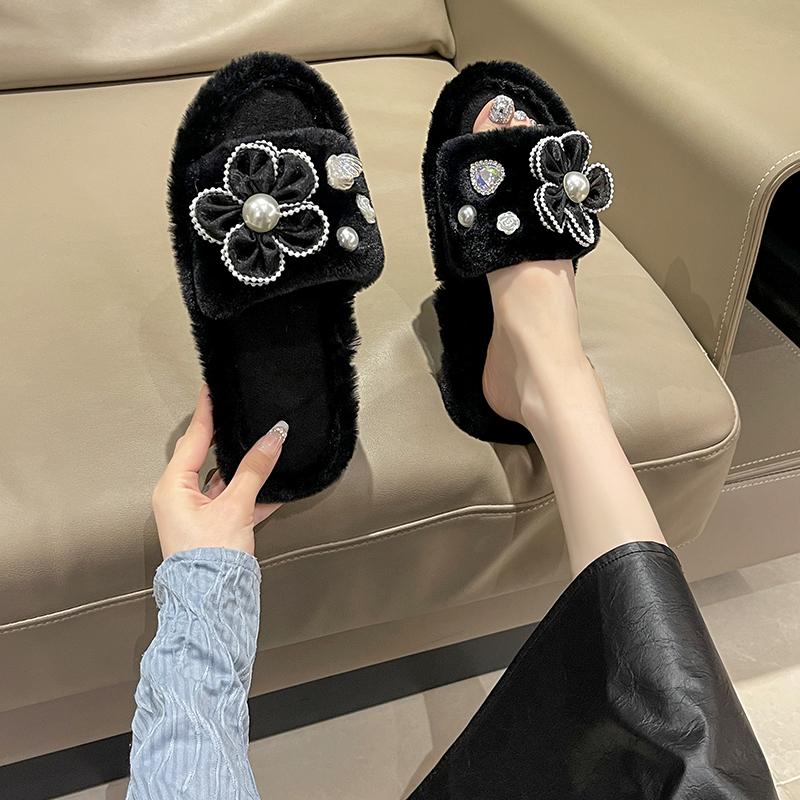 Fashion 2024 Winter New Women's Home Solid Color Flower Pearl Decorated Fluffy Furry Cotton Slippers