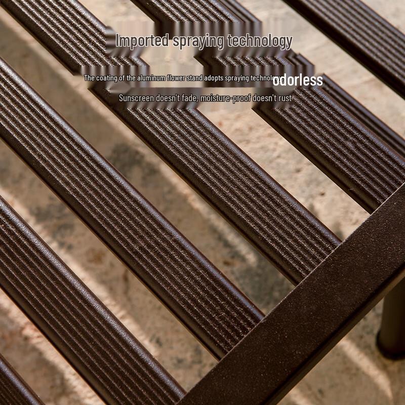 108cm Tall Outdoor Aluminum Alloy Ladder Flower Stand