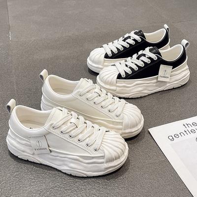 Растворяющиеся кроссовки с мыском-ракушкой для женщин, осенние белые кроссовки на толстой подошве, модные и повседневные, универсальные женские кроссовки, увеличивающие рост