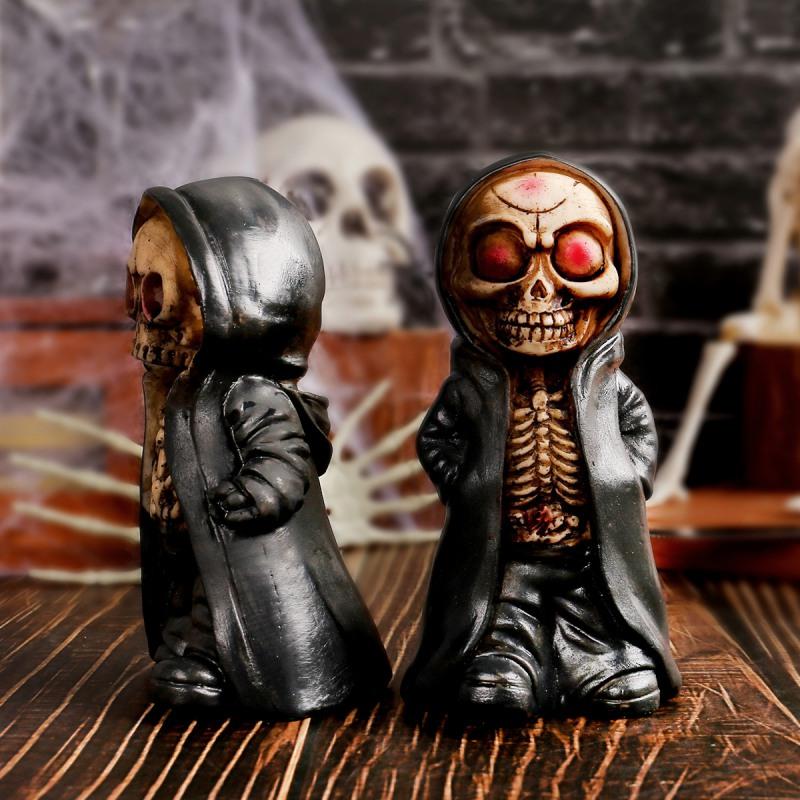 Halloween Standing Skeleton Man Ornaments Creative Halloween Horror Mask Man Resin Crafts Ornaments