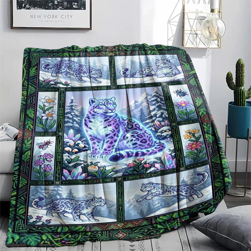 Snow Leopard Animal Print Flannel Blanket, High quality Comfortable for All Seasons, Home Decor, Warmth and Comfort, Perfect for Christmas Gifts121