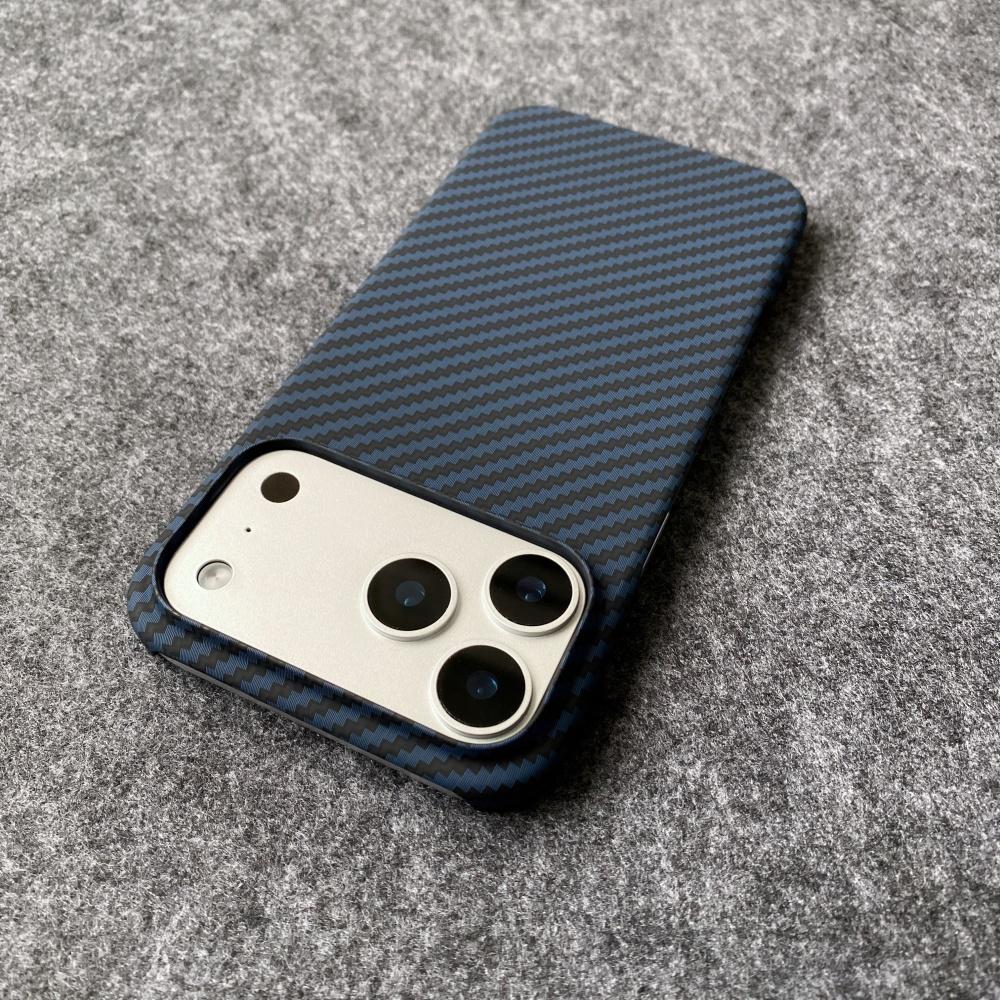 Ультратонкий Безрамочный PC Чехол из Углеродного Волокна для Телефона iPhone 17 Air 16 15 14 13 12 Plus Pro Max Бампер с Текстурой Kevlar
