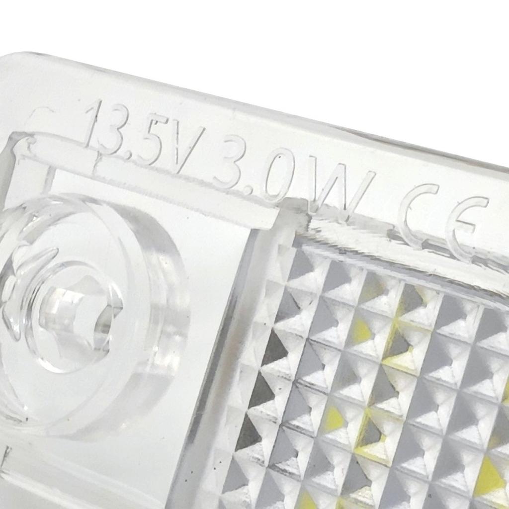 2 шт. светодиодных фонарей подсветки номерного знака 650 лм, совместимых с Opel 12 В Off-Road