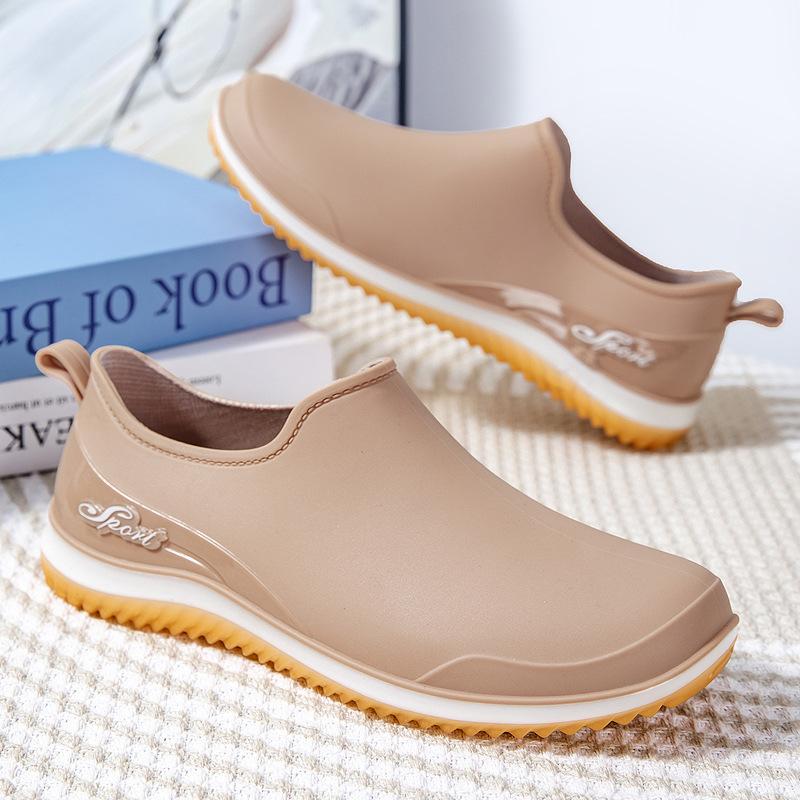 Модные резиновые туфли женские носят низкие водонепроницаемые ботинки водные сапоги всесезонные резиновые сапоги короткие резиновые туфли студент экспорт