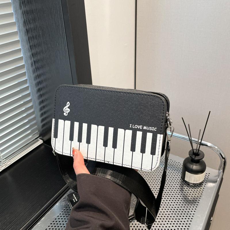 2025 Winter New Fashion Contrasting Color Small Square Bag Girl Sweet Personality Piano Music Note Small Satchel Portable Women's Bag