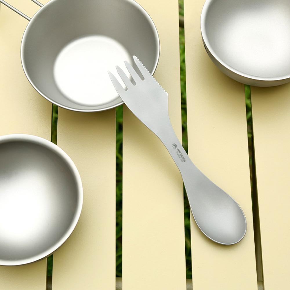 3-in-1 Ti Spork Camping Spoon Fork Cutter Combo Outdoor Tableware for Camping Hiking Outdoor Picnics