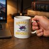 Керамическая кружка для кофе с напечатанным дизайном на хоккейную тематику и текстом. Подходит для повседневного использования, для горячих или холодных напитков. Прочный материал.