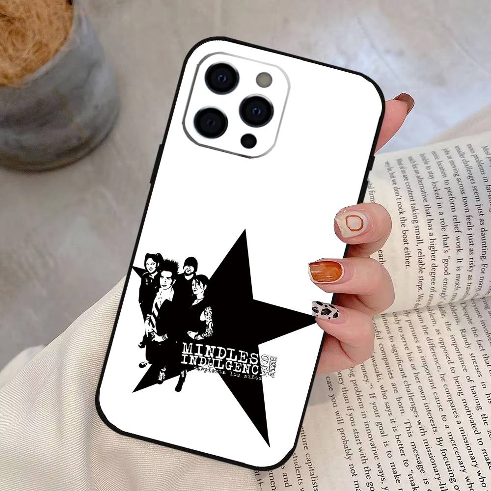 Чехол M-MSI Band для телефона iPhone 17, 16, 15, 14, 13, 12, 11 Plus, Pro Max, Другие, Мягкий, Черный