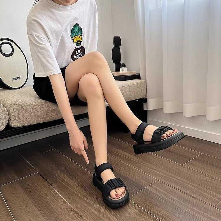 Спортивные сандалии женские летние новые на толстой подошве универсальные изысканные не утомляют ноги праздничная пляжная обувь