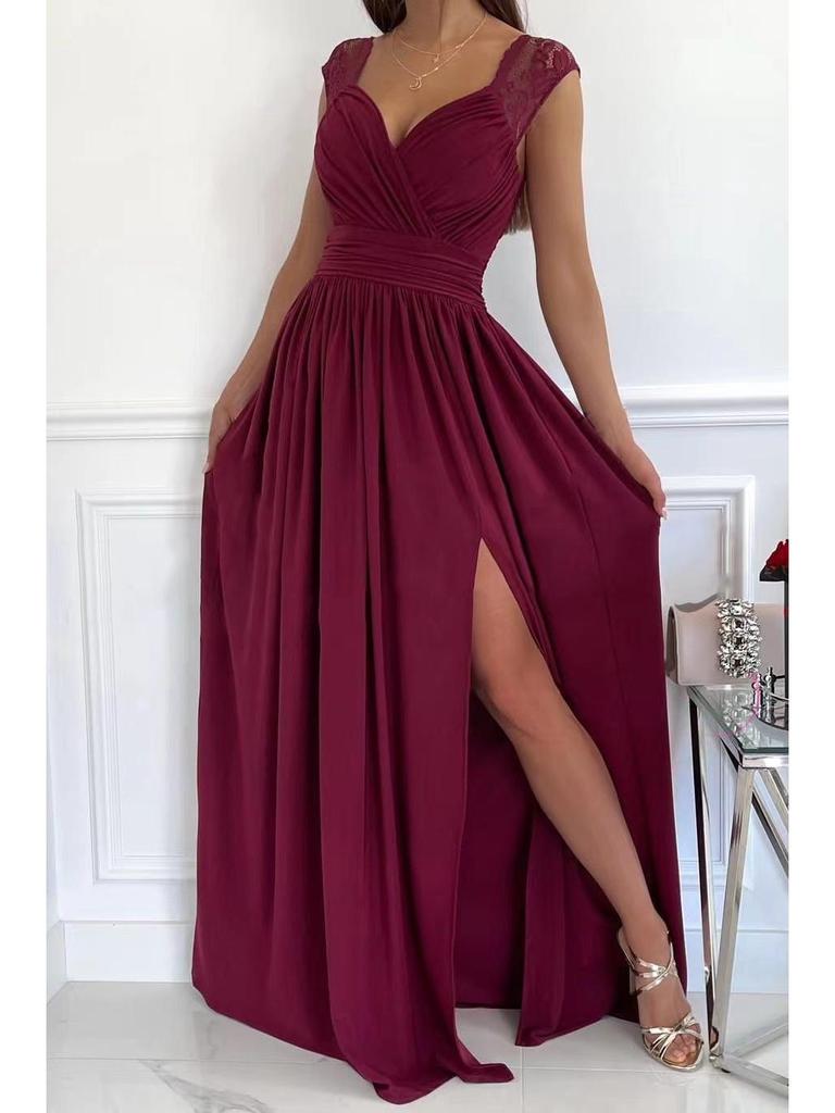 Women's Sleeveless Lace Dress with Open Back and Slit Hem