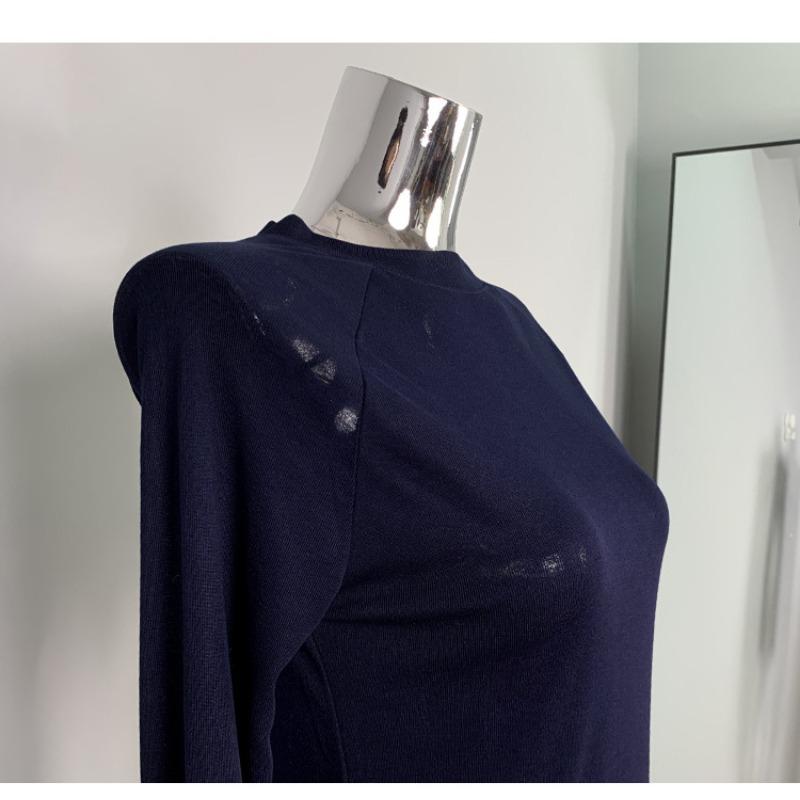 Casual and Comfortable Long Sleeved T-shirt Top for Women