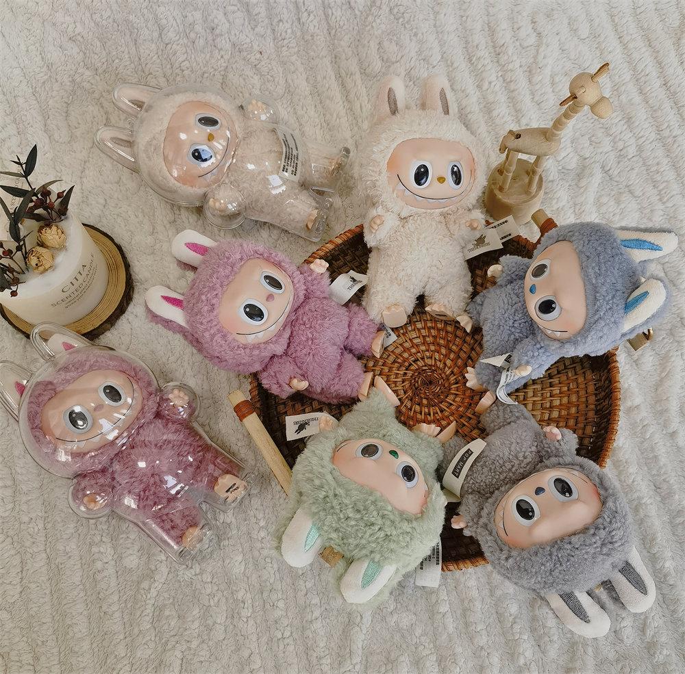 Labubu 1.0 Monster Auto Plush Hanging Ornament Cute Anime Blind Box Heartbeat Macaron Keychain Dashboard Mirror Decor Kids Birthday Christmas Gift Toy