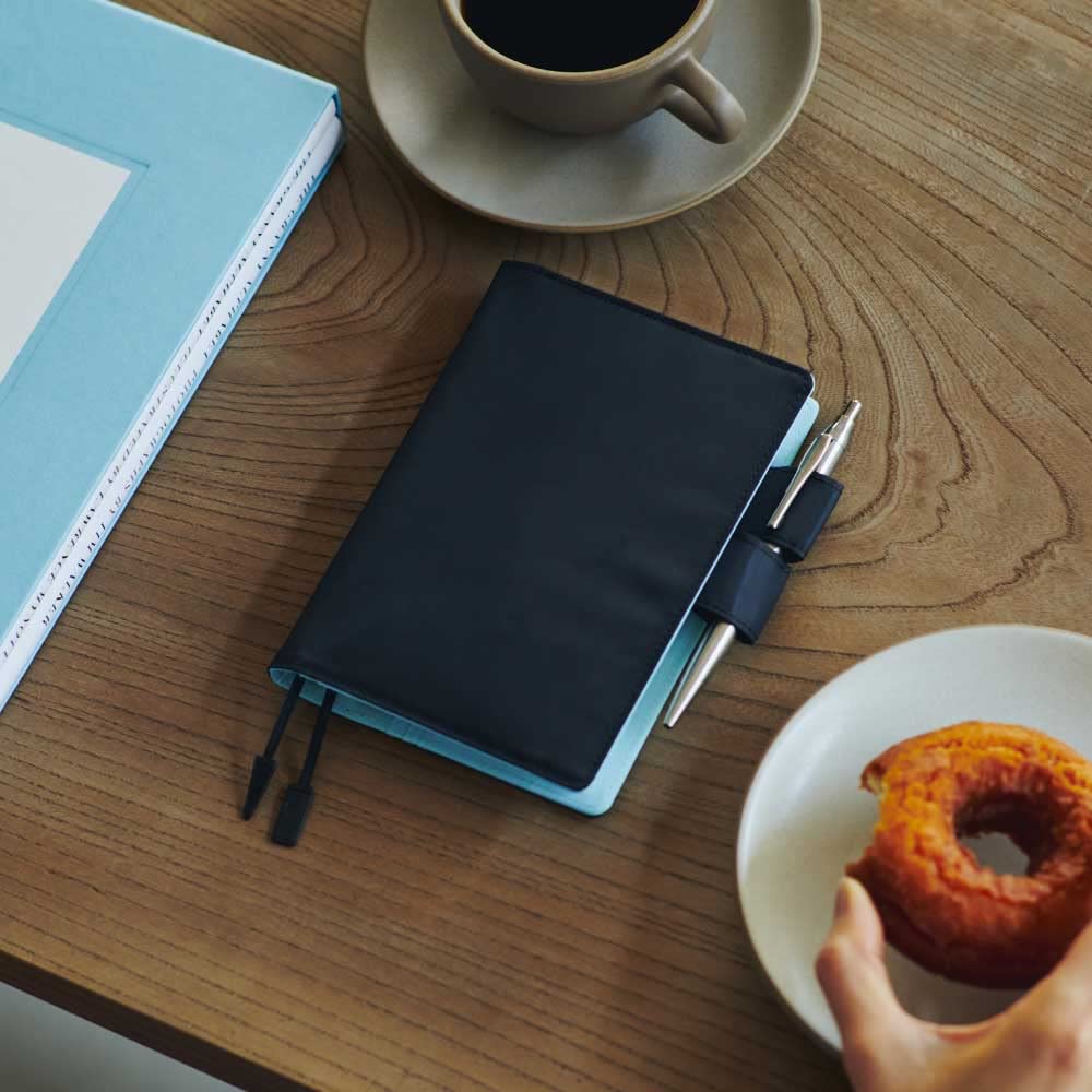 Обложка для ежедневника Hobonichi Techo Original Цвета Черный x Прозрачно-синий (A6) - /