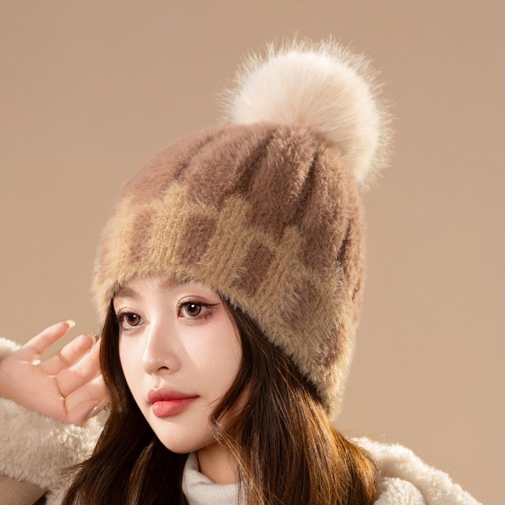 New Plush Knitted Hat Women's Winter Warm Fashion Hairball Wool Hat Outdoor Cold-proof Pullover Hat
