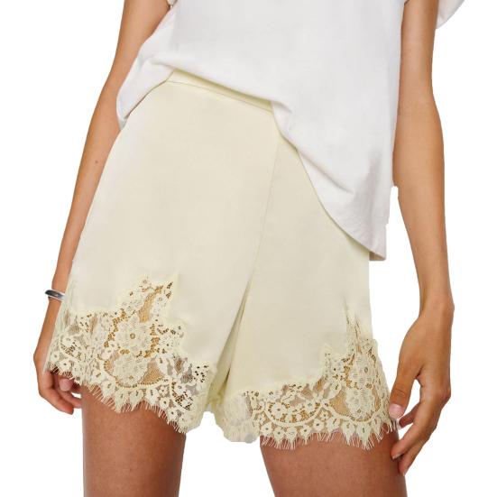 Женские атласные шелковистые шорты с кружевной отделкой, лоскутные микрошорты с низкой посадкой, шорты-боксеры, домашние шортики, пижамные штаны