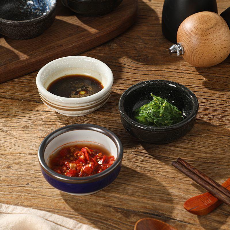 Керамическая тарелка в японском стиле, креативная бытовая тарелка для соевого соуса, ресторанная посуда, коммерческая тарелка для уксуса для макания суши