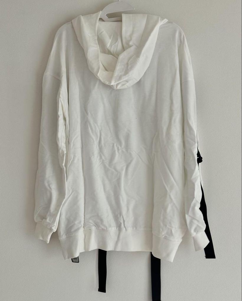 [Б/У] Толстовка с капюшоном на молнии Attack on Titan One Spot, которую носил Эрен, с бирками