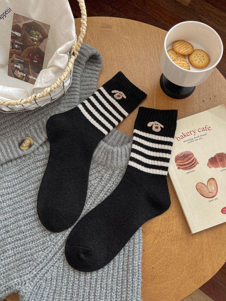 Женские шерстяные полосатые гольфы средней длины - Милая вышивка мультяшного щенка, Теплый вельвет, Толстые для осени/зимы.