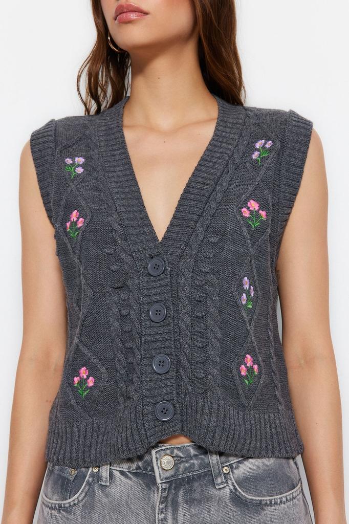 Women's Elegance Style Sweater Stone Flower Embroidery Detailed Knitwear Vest