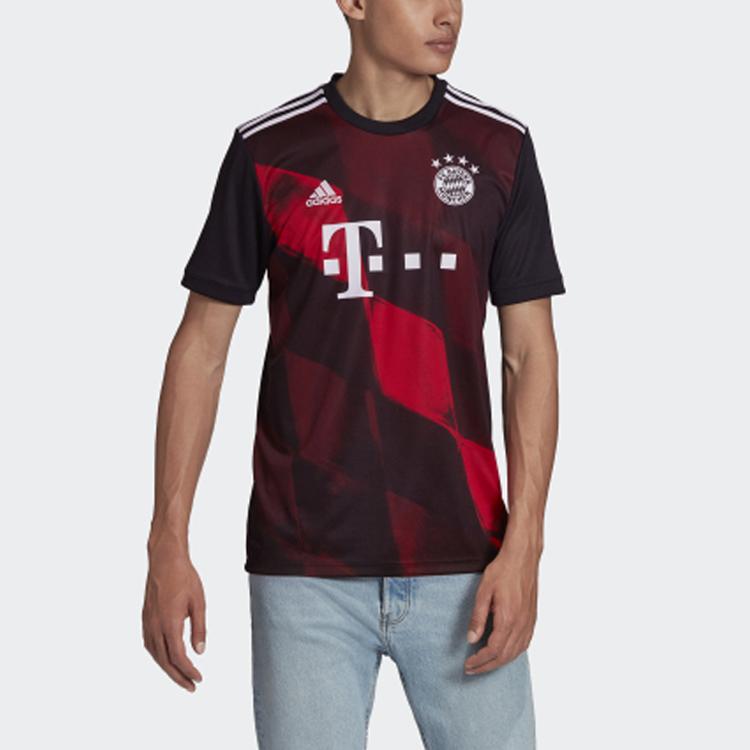 Adidas Футболка мужская Бавария Мюнхен гостевая фанатская версия с коротким рукавом черная FN1949
