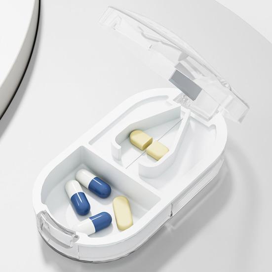 Clear Portable Pill Cutter Box Food Grade Sharp Stainless Steel Blade 2-In-1 Multi-functional Travel Capsule Tablet Storage Container Organizer