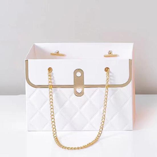 Flower Paper Gift Box with Metal Chain Bouquet Storage Bucket Small Florist Handbag Gift Craft Wrap Bag for Wedding Party Bridal Shower