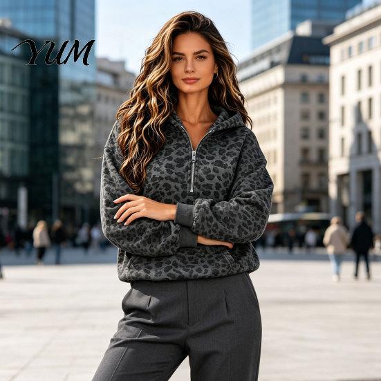 Kangaroo Pocket Hoodie Women Leopard Print Hoodie, Oversized Half Zip Hooded Sweatshirt with Long Sleeve Casual Top Pocket, Fall Pullover