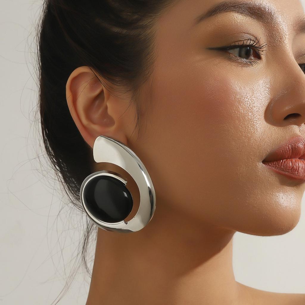 Elegant Sexy Zinc Alloy Drop & Dangle Earrings for Women, Unplated Iron Ear Needle, Versatile Fashion Statement for All Seasons