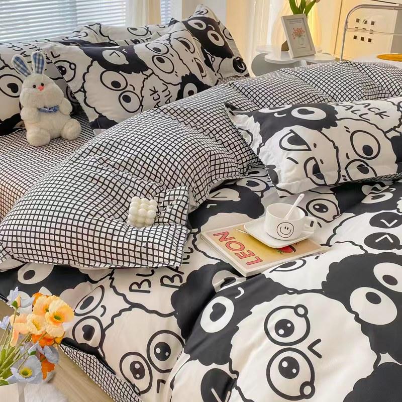 Небольшой свежий комплект из четырех предметов с плотным матовым принтом четырех сезонов и комплект постельного белья из трех предметов, пододеяльник