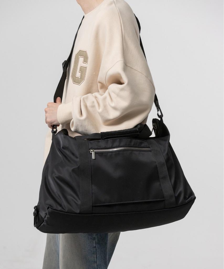 Сумка-даффл для путешествий On The Go Signature Nylon Boston